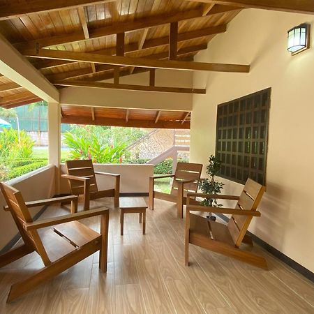Bungalows Malu Cahuita Exterior photo