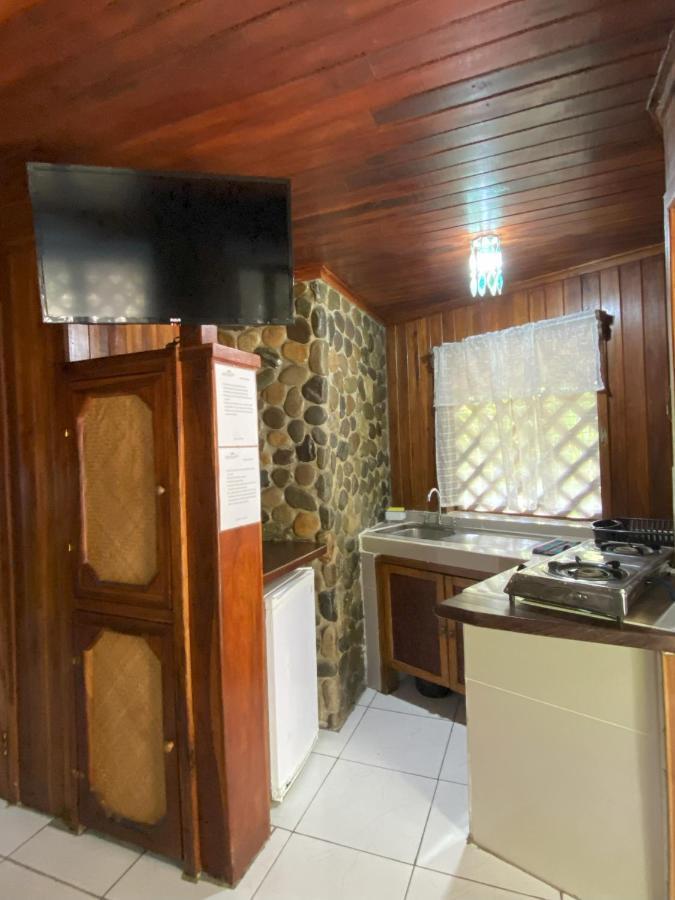Bungalows Malu Cahuita Exterior photo